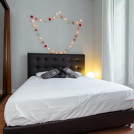 Etats Unis 892 - Spacious Flat On Sea Front Wac 니스 외부 사진